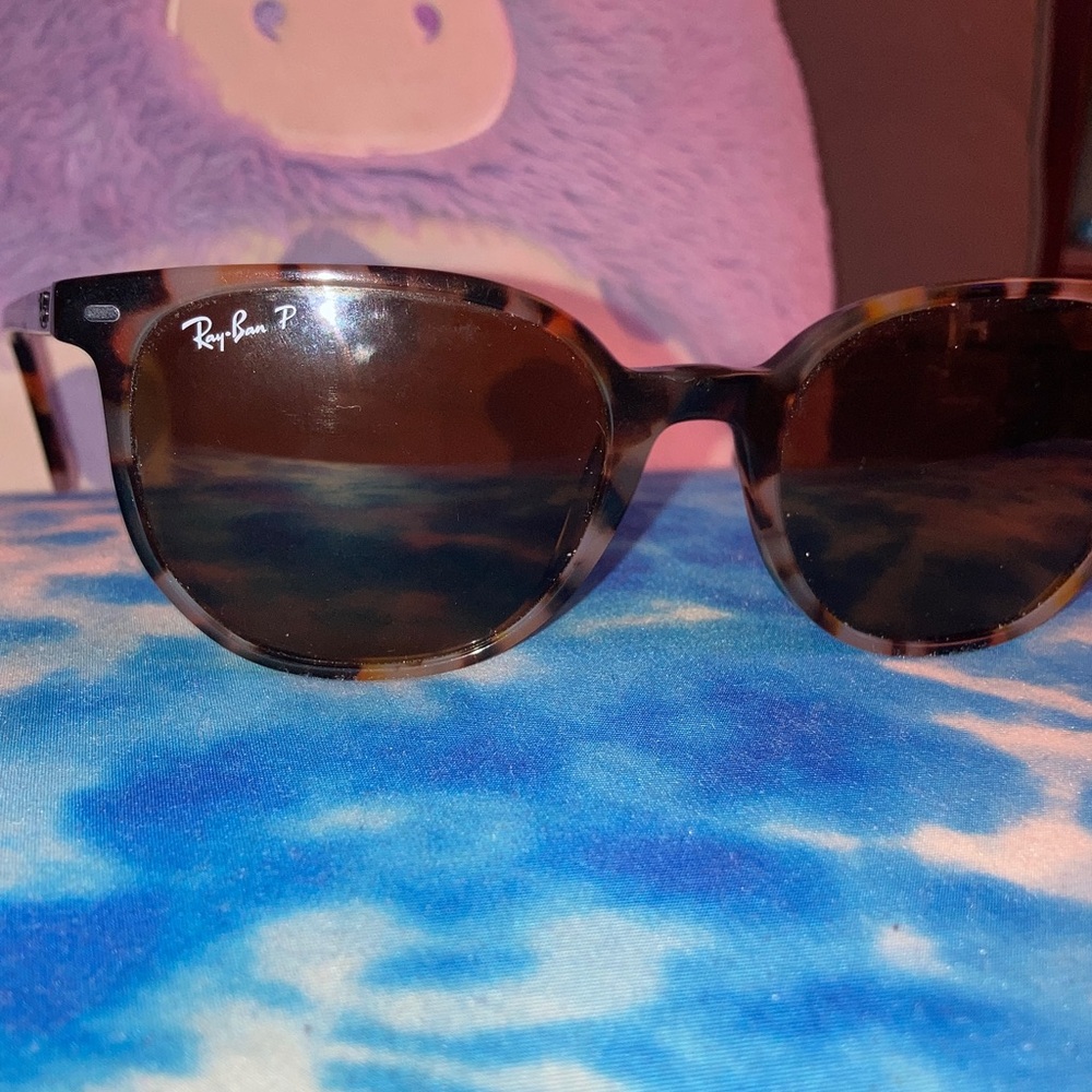 Ray-Ban Tortoise Shell Sunglasses